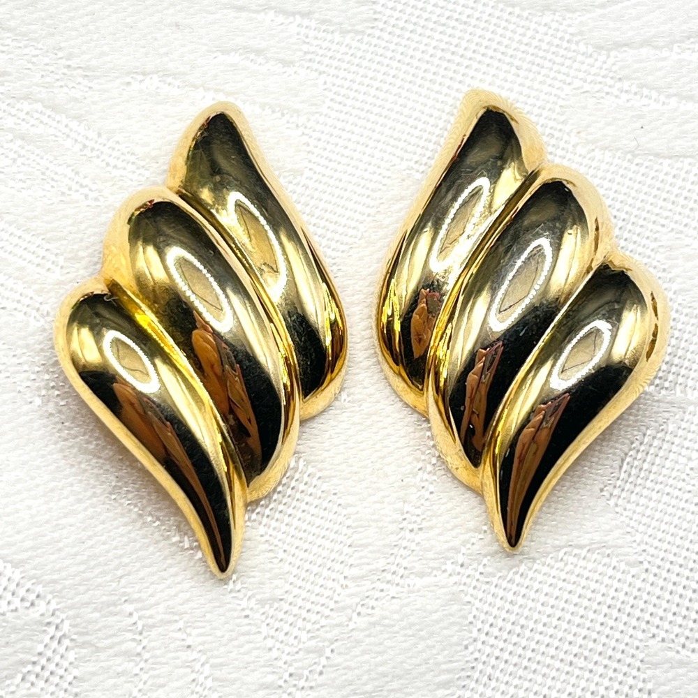Vintage Erwin Pearl Large Gold Tone Chunky Spiral Conch Clip-On Earrings